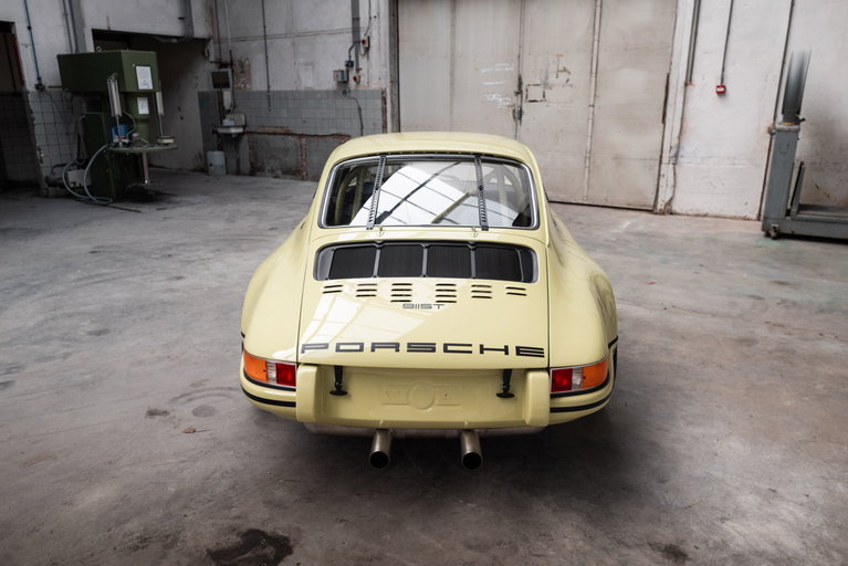 Porsche 911 Backdate