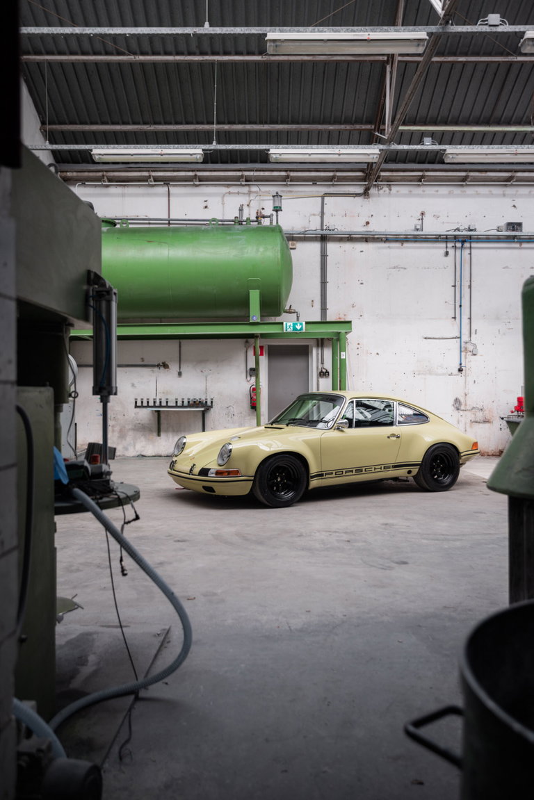 Porsche 911 Backdate