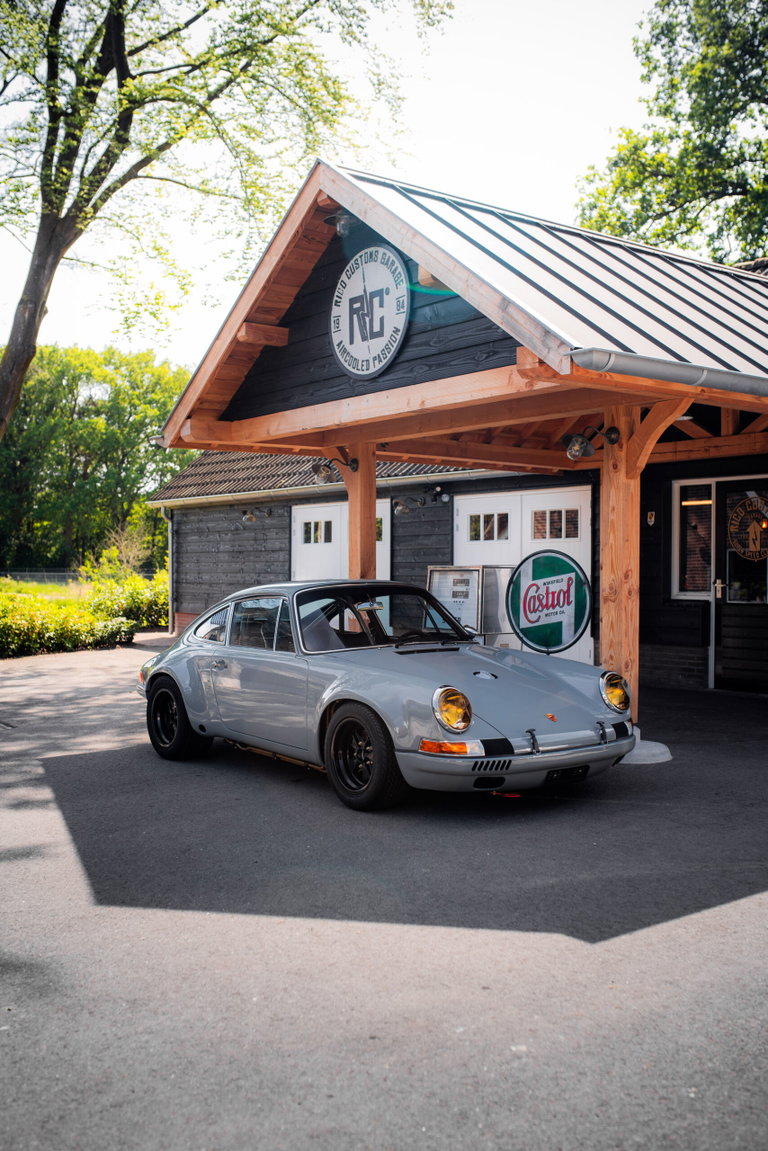 Porsche 911 Backdate