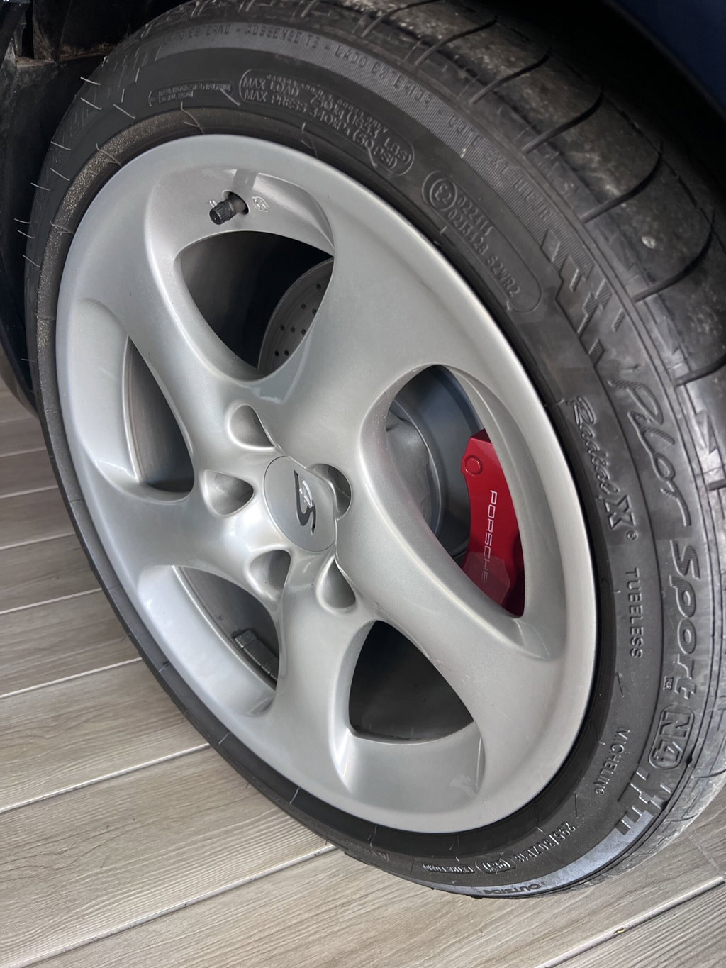 Porsche 996.2 Carrera 4S