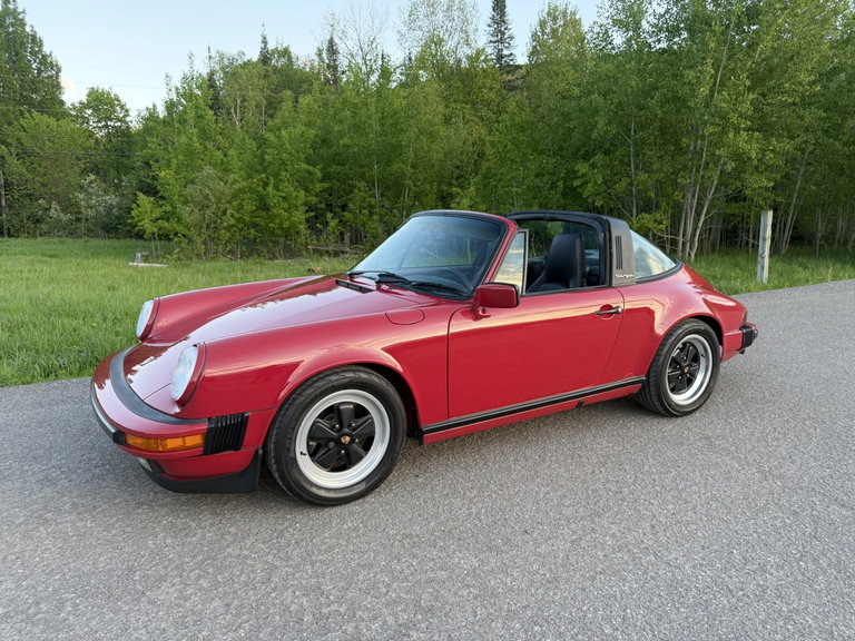 Porsche 911 Carrera 3.2