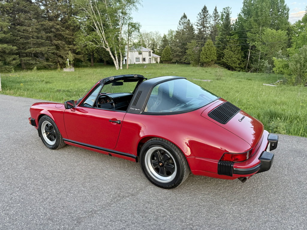 Porsche 911 Carrera 3.2