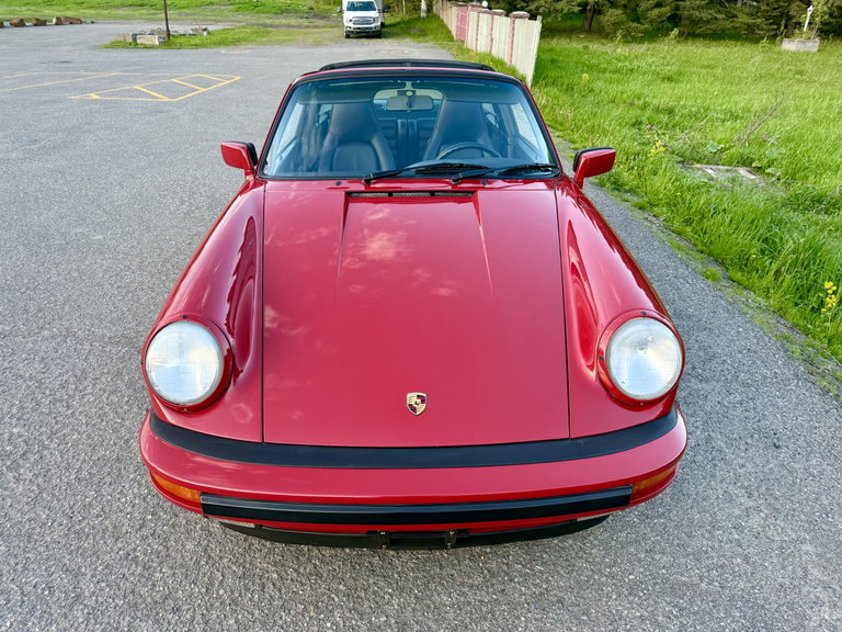 Porsche 911 Carrera 3.2