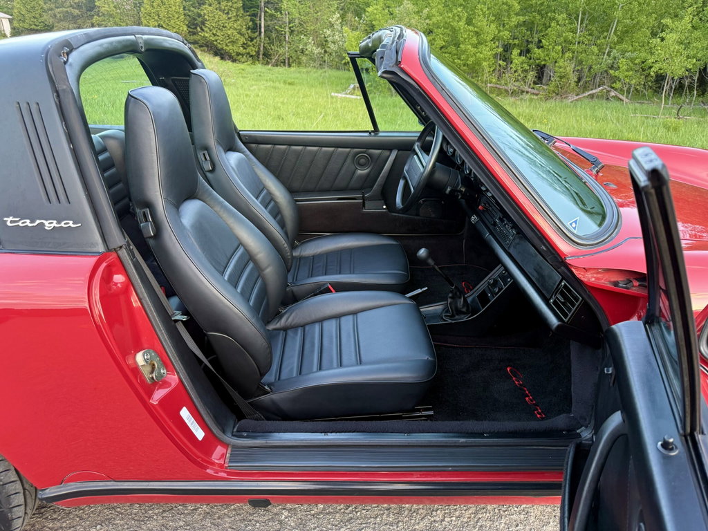 Porsche 911 Carrera 3.2