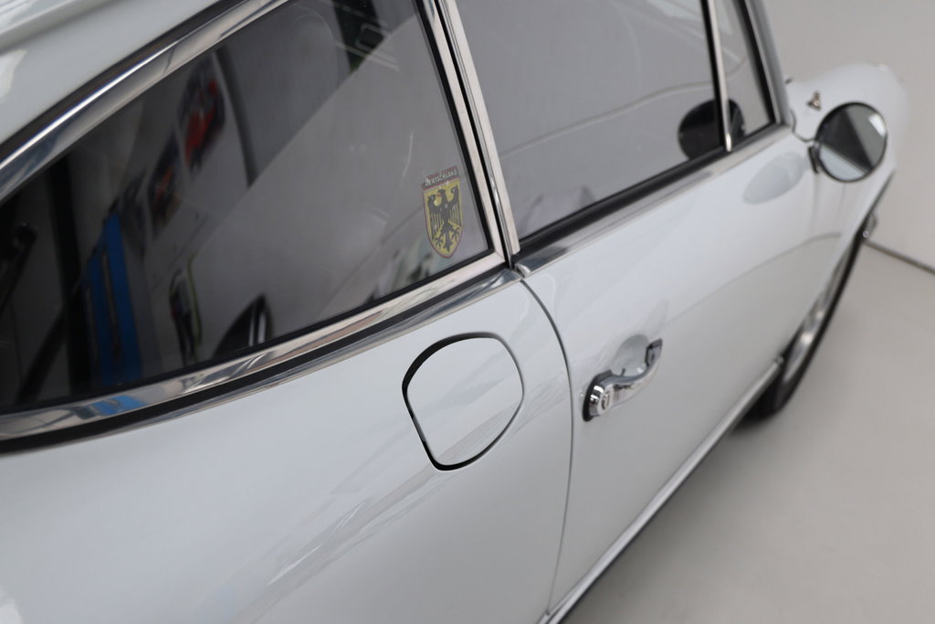 Porsche 911 T