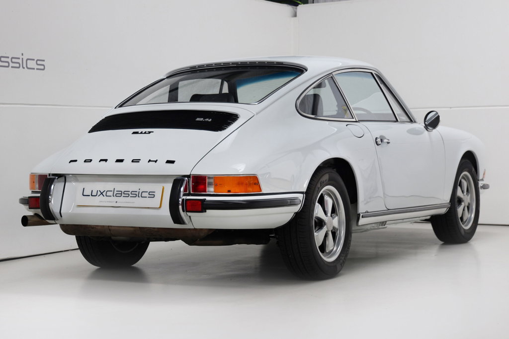 Porsche 911 T