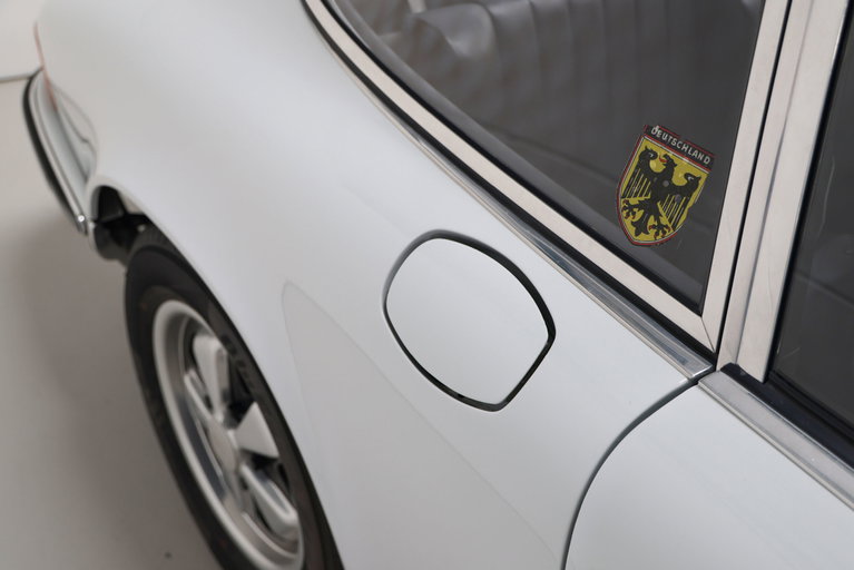 Porsche 911 T