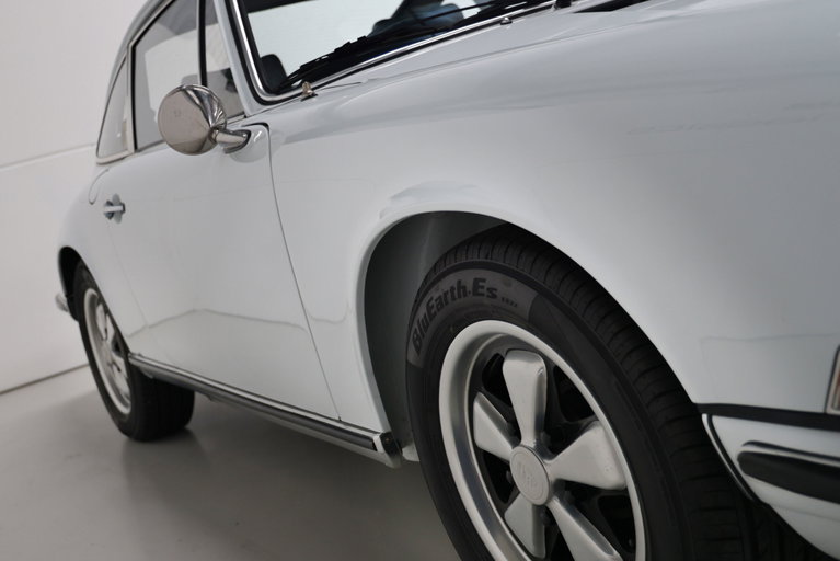 Porsche 911 T