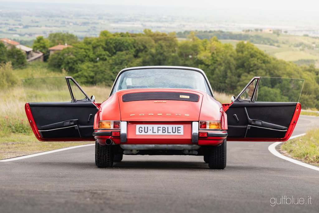 Porsche 911 E