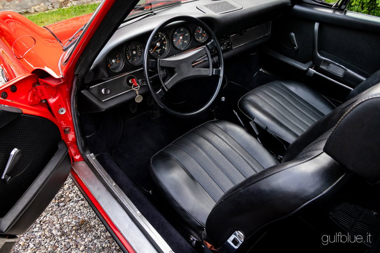 Porsche 911 E