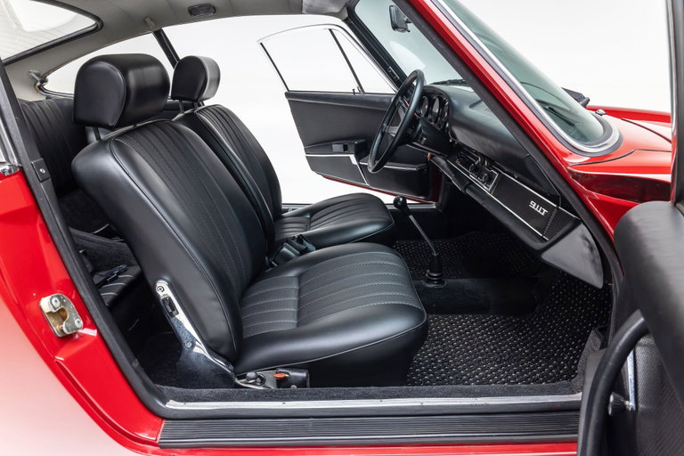 Porsche 911 T