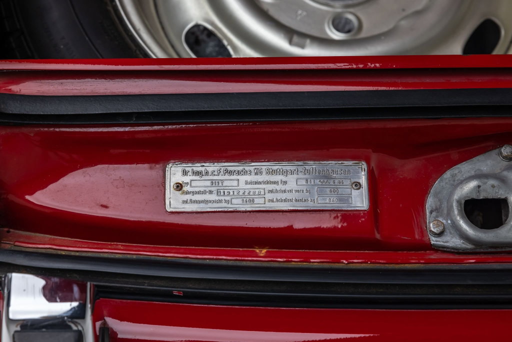 Porsche 911 T
