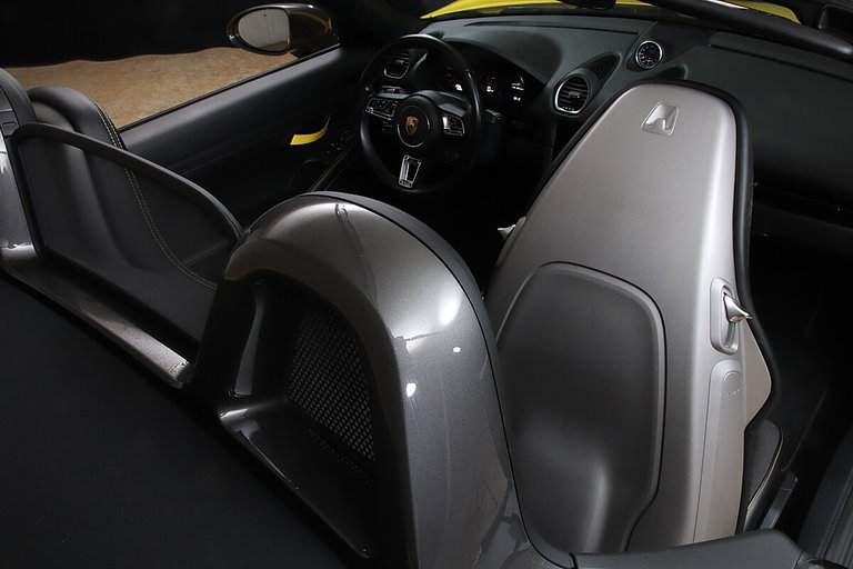 Porsche 718 Boxster T