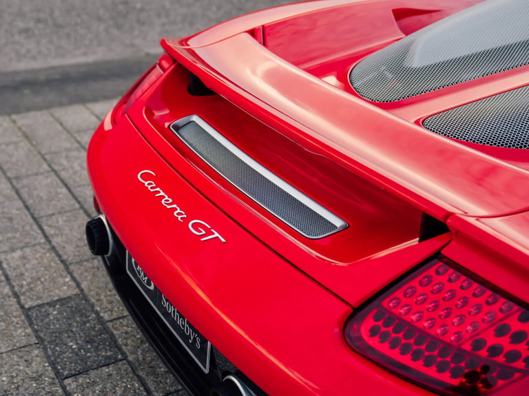 Porsche Carrera GT