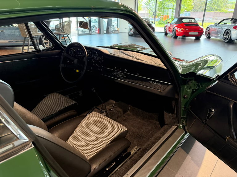Porsche 911 S (F-Modell)