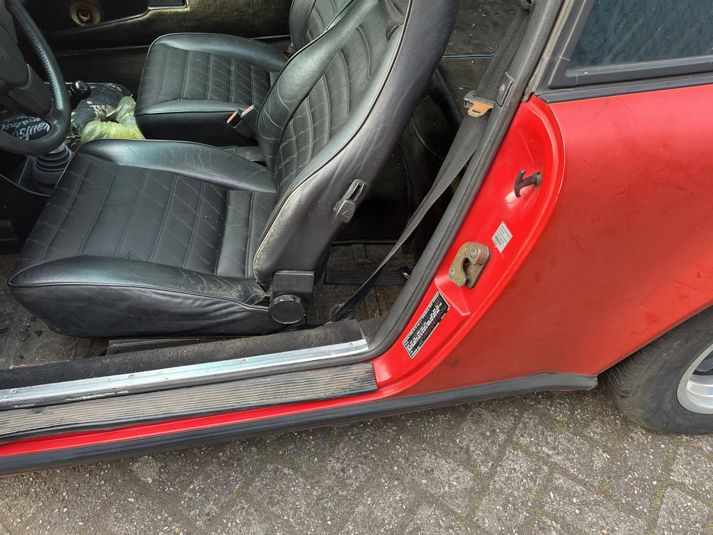 Porsche 911 Carrera 3.2 (US)