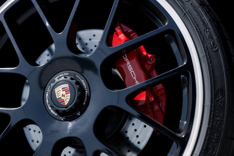 Porsche 997.2 Carrera GTS