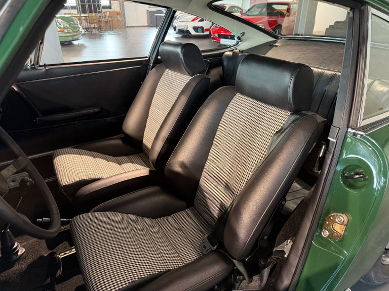 Porsche 911 S (F-Modell)