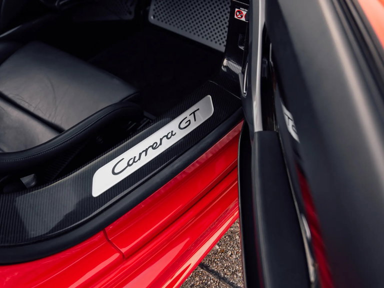 Porsche Carrera GT