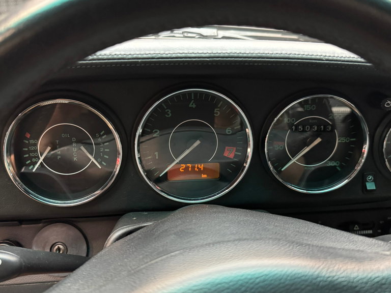 Porsche 993 Carrera 4S