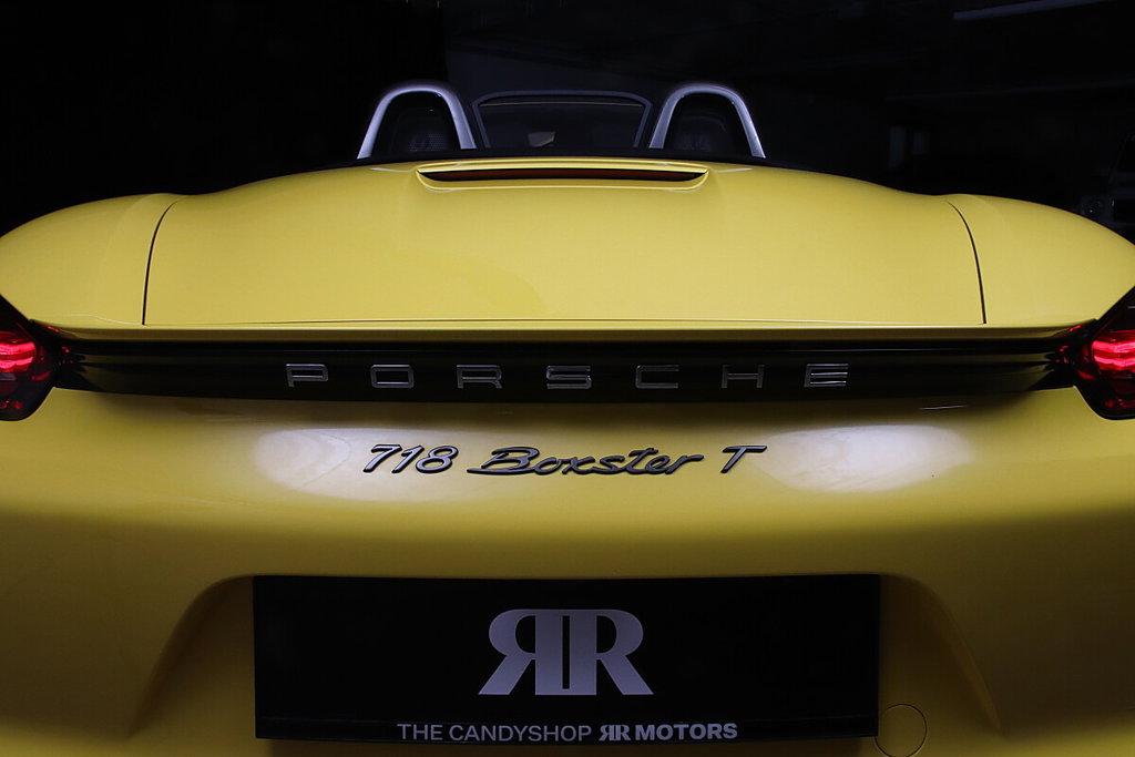 Porsche 718 Boxster T