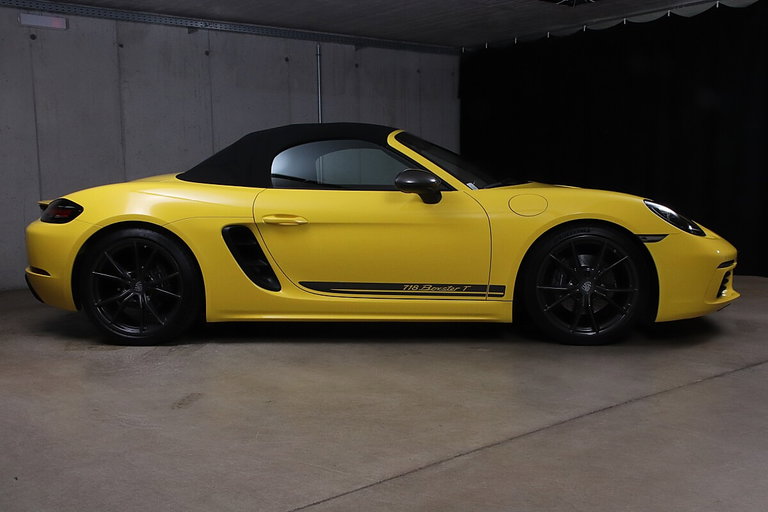Porsche 718 Boxster T