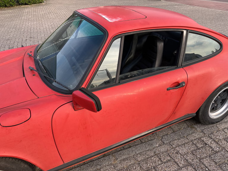Porsche 911 Carrera 3.2 (US)