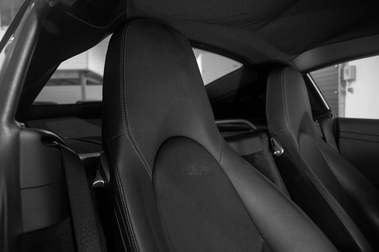 Porsche 987 Cayman