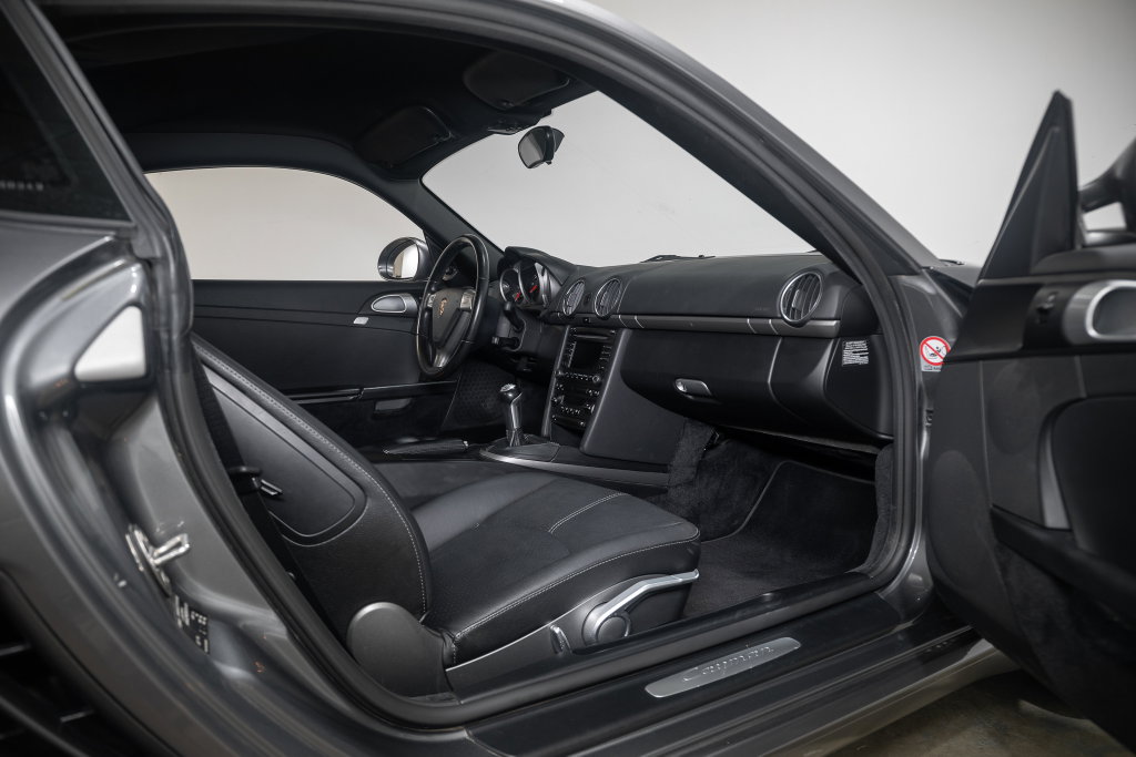 Porsche 987 Cayman