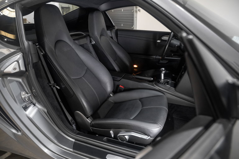 Porsche 987 Cayman