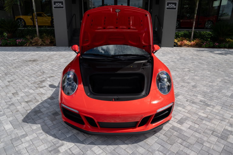 Porsche 991.2 Carrera 4 GTS