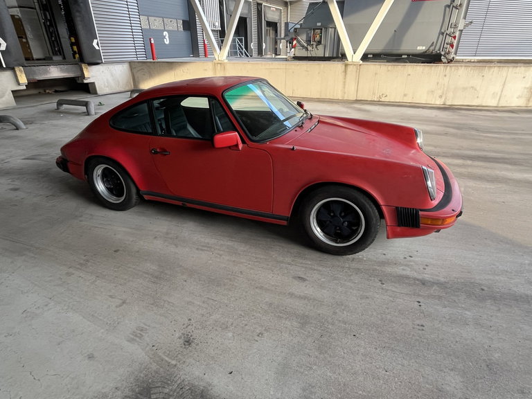 Porsche 911 Carrera 3.2 (US)