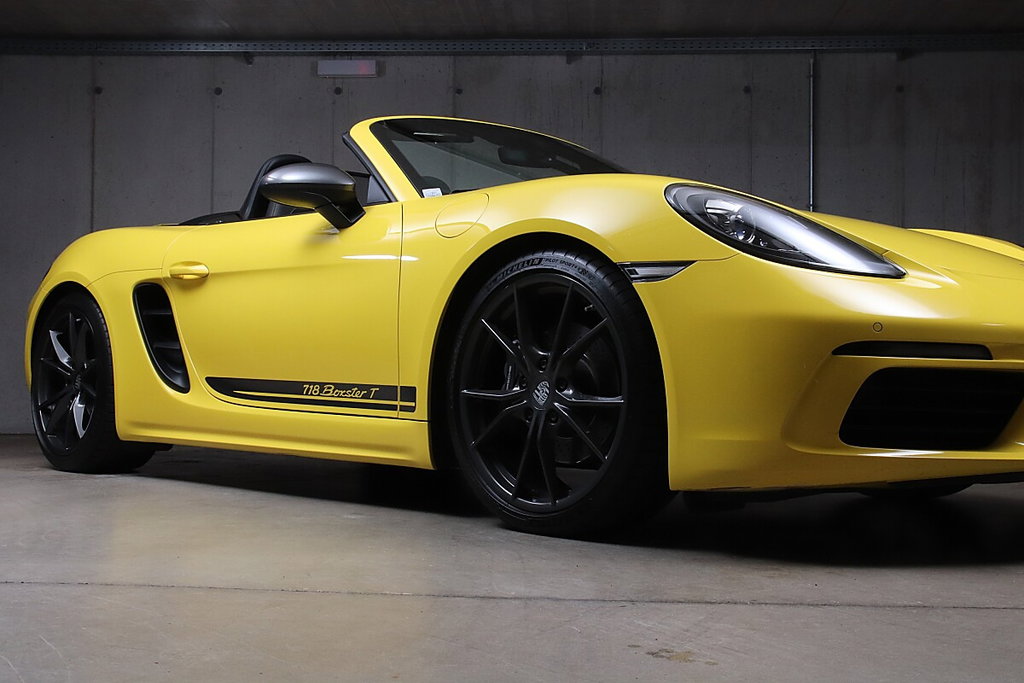 Porsche 718 Boxster T