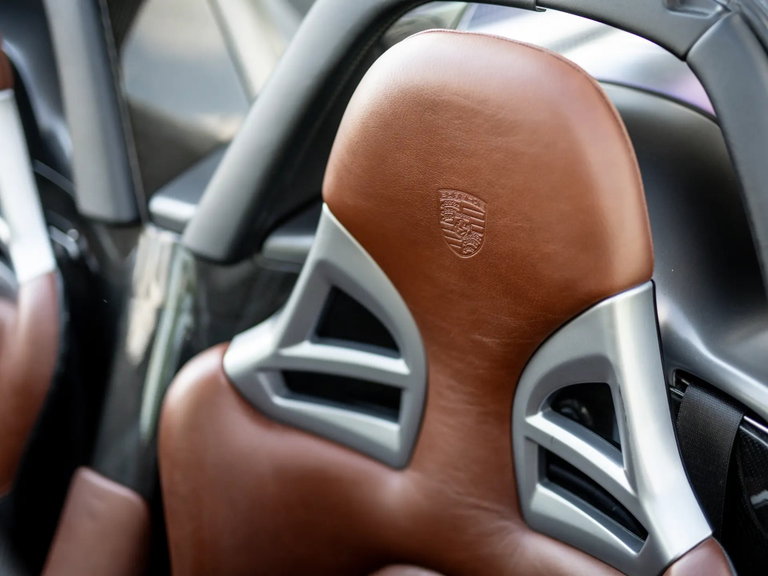 Porsche Carrera GT