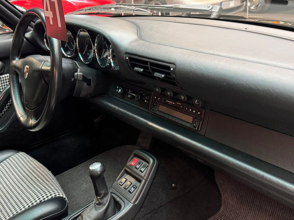 Porsche 993 Carrera 4S