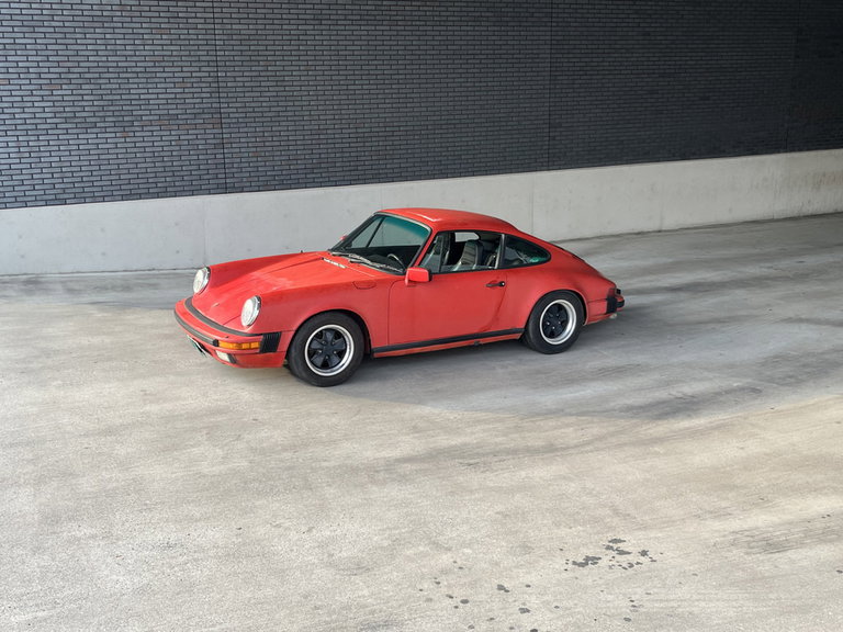 Porsche 911 Carrera 3.2