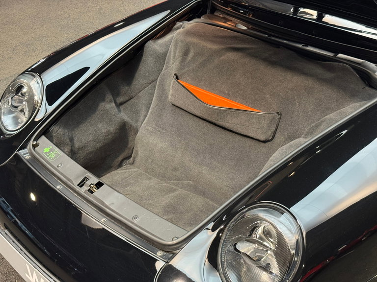 Porsche 993 Carrera 4S