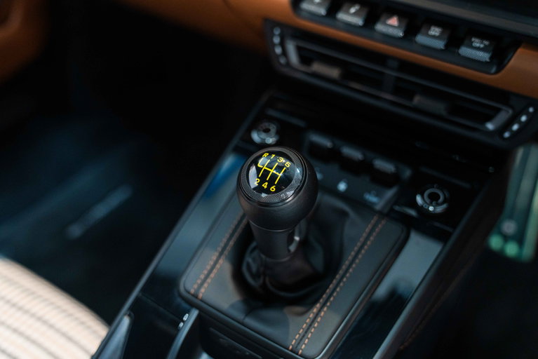Porsche 992 GT3 Touring