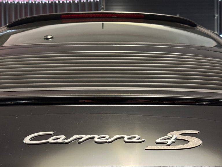 Porsche 993 Carrera 4S