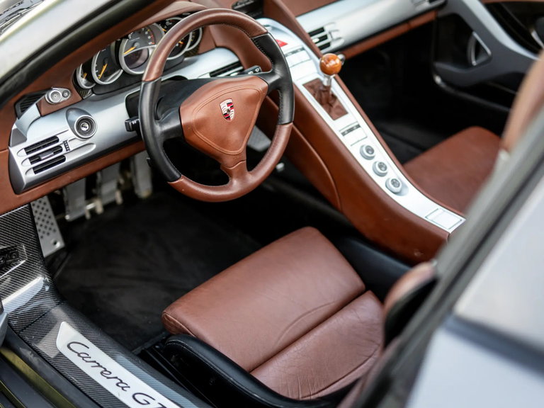 Porsche Carrera GT