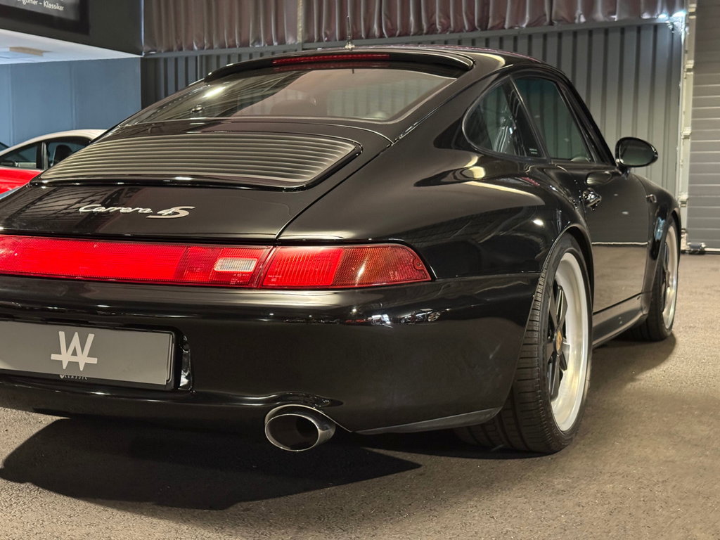 Porsche 993 Carrera 4S