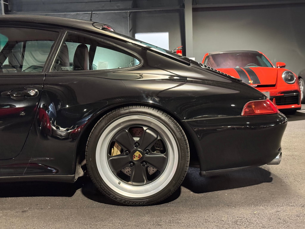 Porsche 993 Carrera 4S