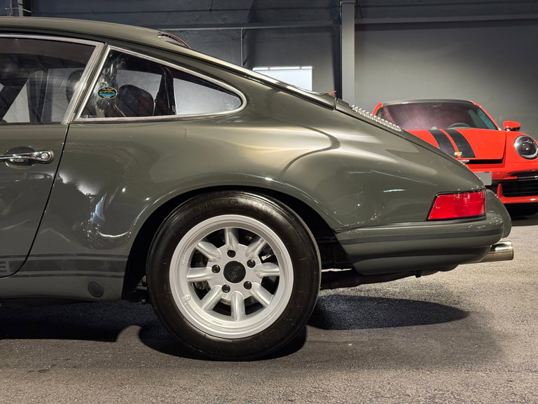 Porsche 911 Modified