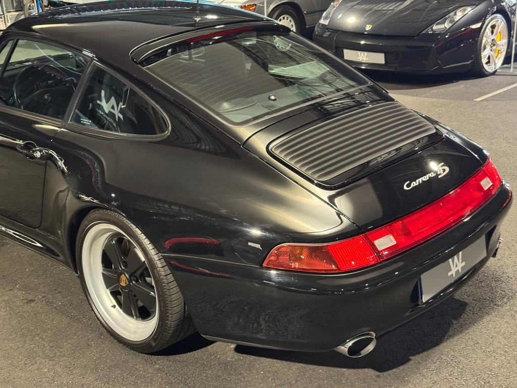 Porsche 993 Carrera 4S