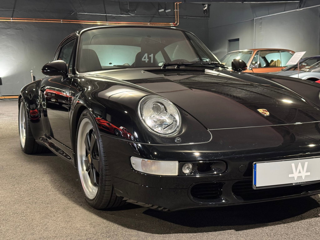 Porsche 993 Carrera 4S