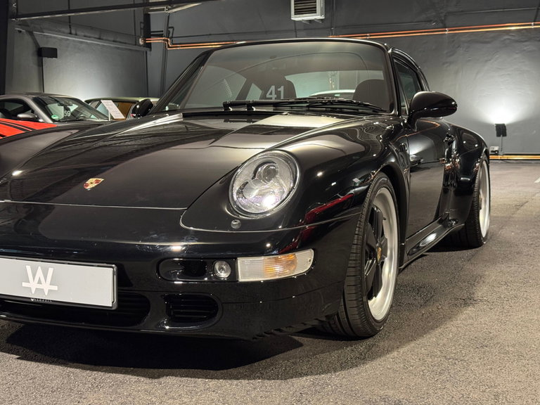 Porsche 993 Carrera 4S