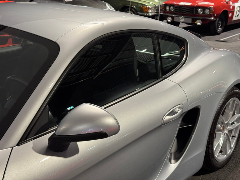Porsche 981 Cayman S