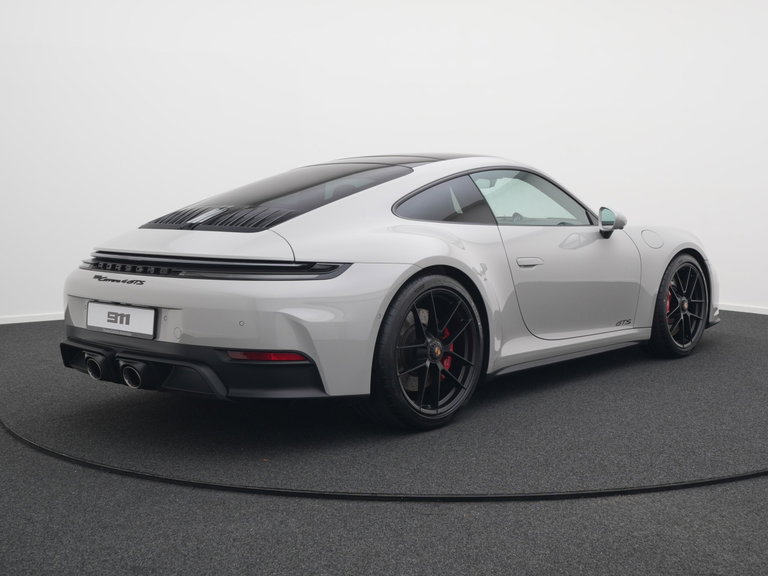 Porsche 992.2 Carrera 4 GTS