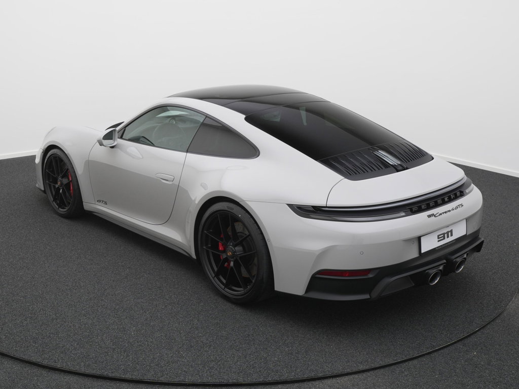 Porsche 992.2 Carrera 4 GTS