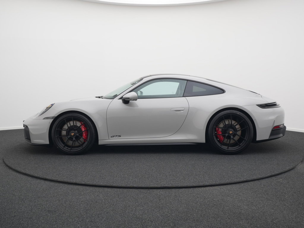 Porsche 992.2 Carrera 4 GTS